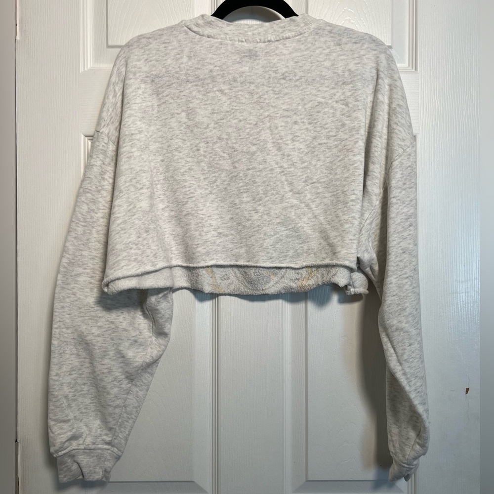 NWOT H&M Divided Cropped Sacramento Sweatshirt - Picture 4 of 5